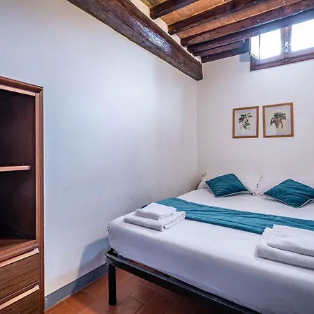 Apartament Roommo Oltrarno *