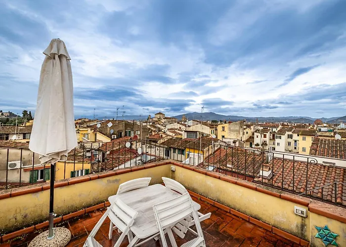 Roommo Oltrarno *