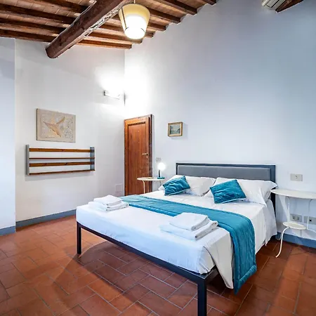 Roommo Oltrarno Lejlighed